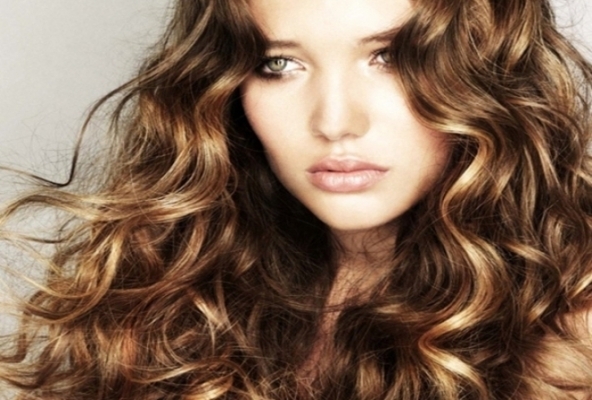 Maschera per capelli con cognac e uovo per crescita