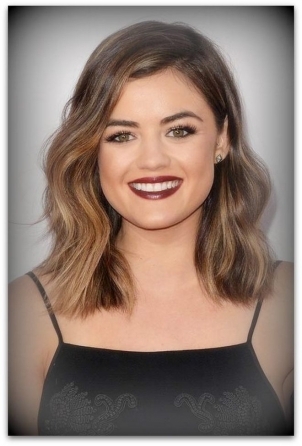 4) Tagli capelli medi ondulati