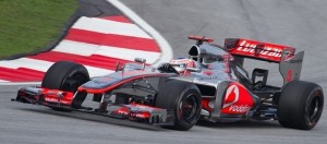 Jenson Button è quinto con la McLaren 