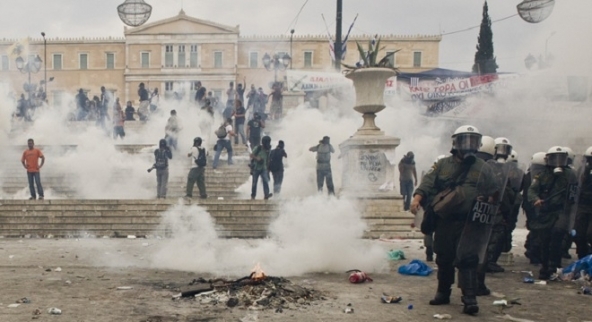 Grecia: sommosse causate dalla crisi