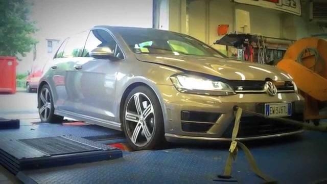 Volkswagen Golf R 2.0 al banco