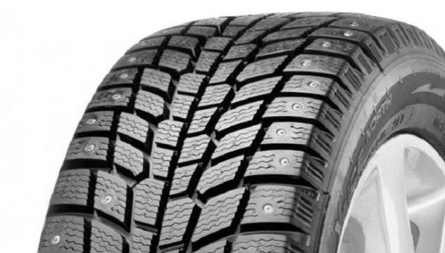 Gomme da neve, il dettaglio della scanalatura