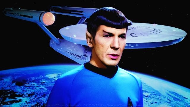 Leonard Nimoy e l'Enterprise