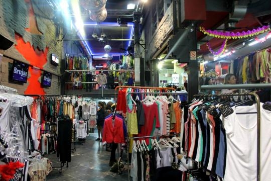 Feria de diseño de indumentaria, Boliche 'Brujas'