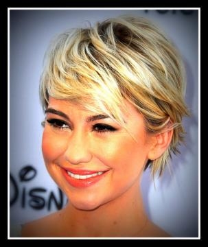 Chelsea Kane, Pixie cut mosso e moderno