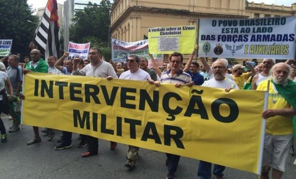 Militares no poder não é algo constitucional