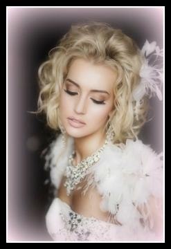 Sposa in bob, capelli medi