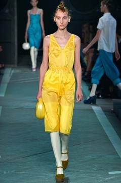 Look total yellow by Marc Jacobs