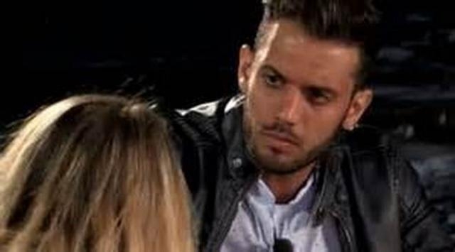 Gianmarco Valenza nel confronto con Aurora Betti.