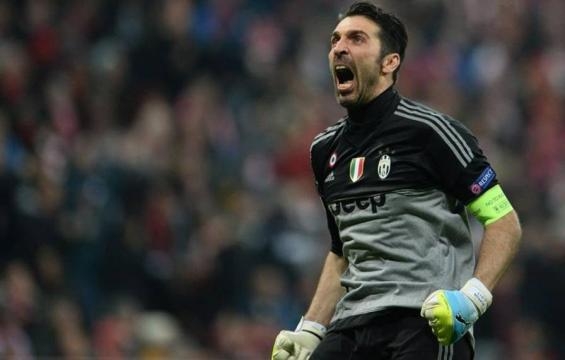 Buffon, record e parate da leggenda - gazzetta.it