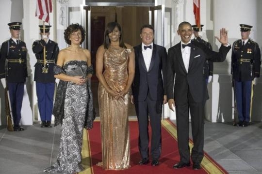 Obama e Renzi con le rispettive mogli