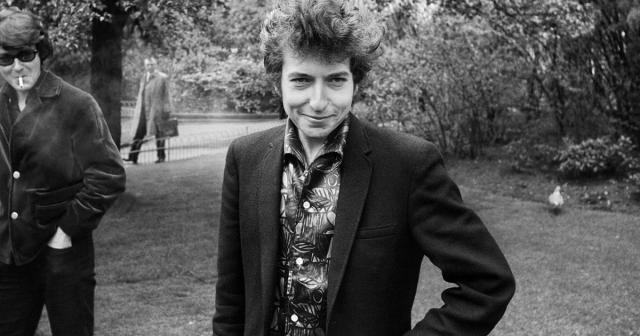 How Bob Dylan Made Pre-Rock Masterpiece 'Love and Theft' - Rolling ... - rollingstone.com
