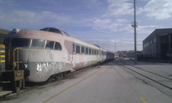 Il Settebello ETR300 com'è oggi, vandalizzato e trascurato