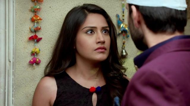 Anika falls on Shivaye! Ishqbaaz 14th August 2016 Episode Written ... - dekhnews.com