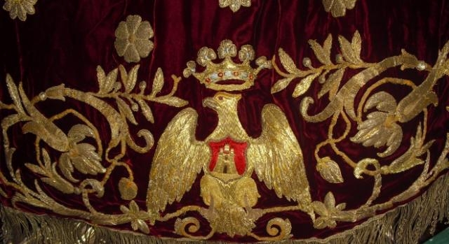 Particolare del mantello di San Michele Arcangelo