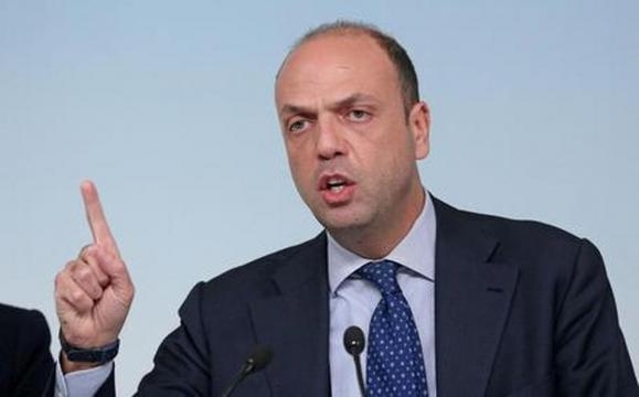 Terrorismo, Alfano: espulso un altro imam