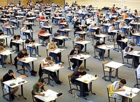 Concorso 24 mesi ATA 2011/2012: la FLC CGIL chiede la modifica ... - flcgil.it