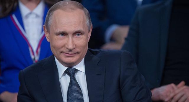 They're With Her: US Media Uses Putin, Russia to Label Trump a Traitor - sputniknews.com