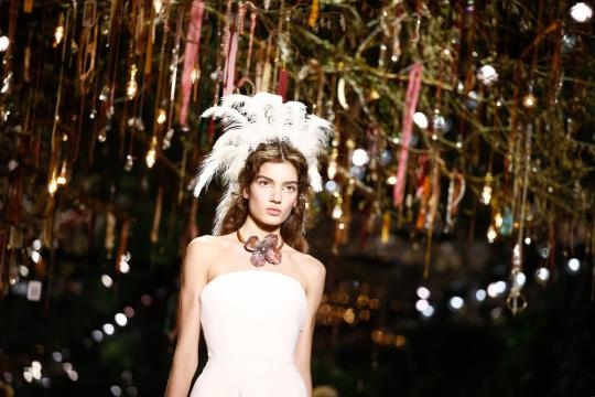 Le premier défilé Dior au musée Rodin par Maria Grazia Chiuri