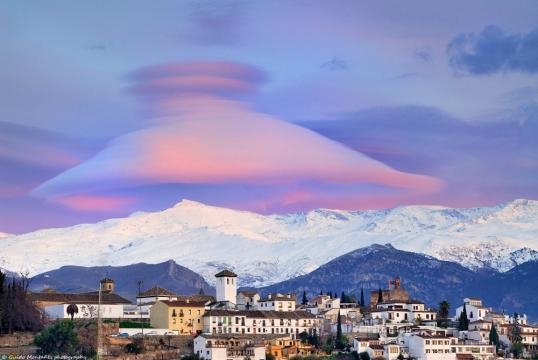 Lenticular Clouds Over the Sierra Nevada Mountains in Granada ... - thisismarvelous.com