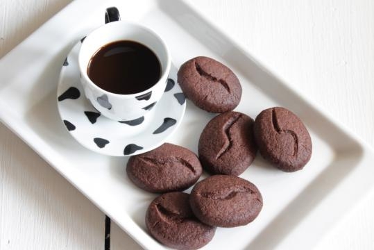 Biscotti Chicchi al Caffè - Madalina Pometescu - Dolci e Ricette - madalinapometescu.it