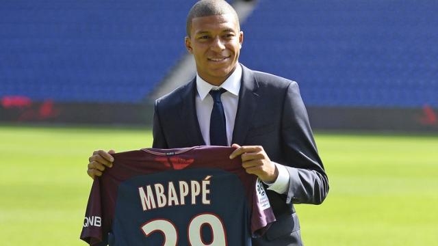 Mbappé avait accepté d'aller au Barça cet été !