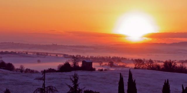 Alba sulla neve, previsioni meteo Immacolata 2017