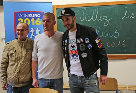 Equipes de France - Benzema à l'école Jean-Moulin à Bron - FFF - fff.fr