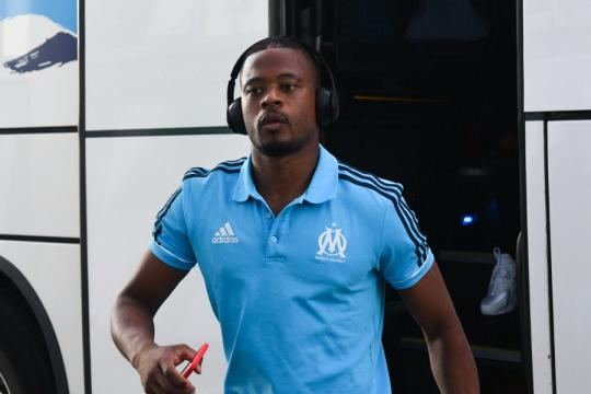 OM: Un proche du vestiaire allume Evra - Football - Sports.fr - sports.fr