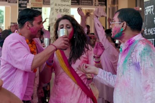 Jolly LLB 2: Akshay Kumar, Huma Qureshi Bring Holi Madness Alive ... - news18.com