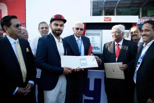 India vs Australia 1st Test, : Starc's 57* . - hindustantimes.com