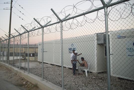 Rifugiati nel campo profughi di Souda, Chios, Grecia.