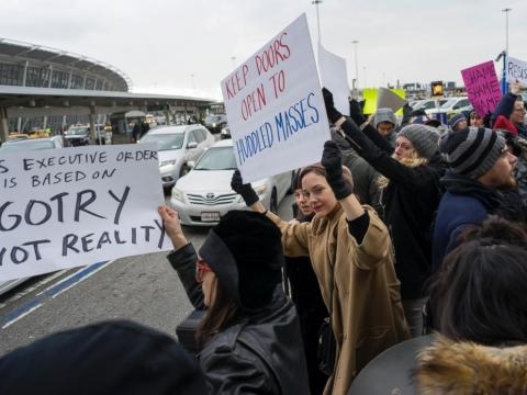 US Judge Grants Stay on Deportations Under Trump Immigration Order ... - go.com