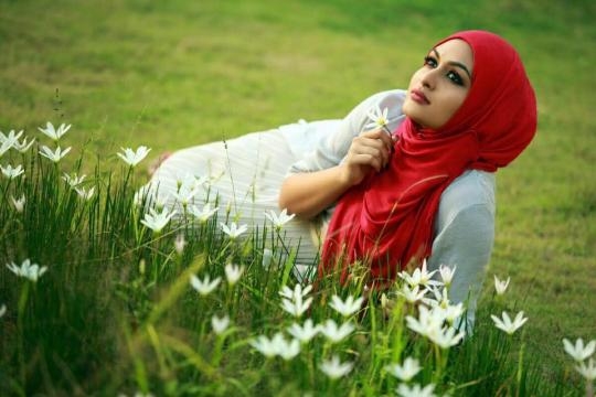 Prayaga Martin Fukri Malayalam Hot New Photos 2017 » Big Screen House - bigscreenhouse.com