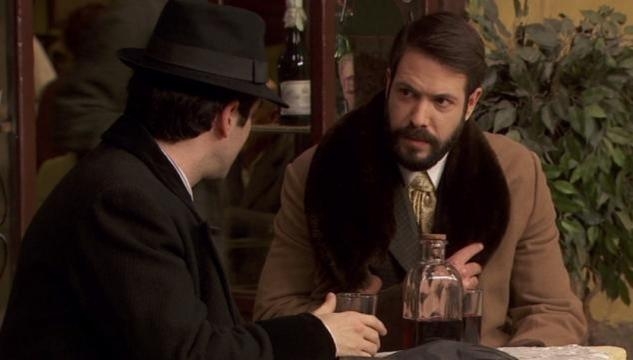 Carmelo e Severo pianificano la sparizione di Santacruz