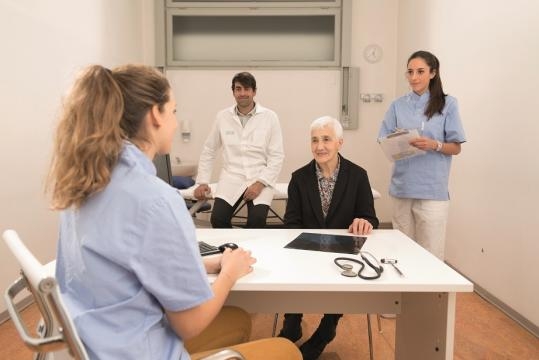 Una visita osteopatica al CFTO di Saronnodove si terrà la giornata di beneficenza