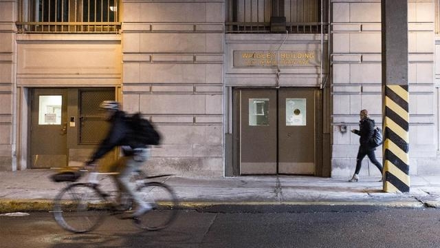 New Bike Law Gives Cyclists the Right of Way in Illinois | Chicago ... - wttw.com