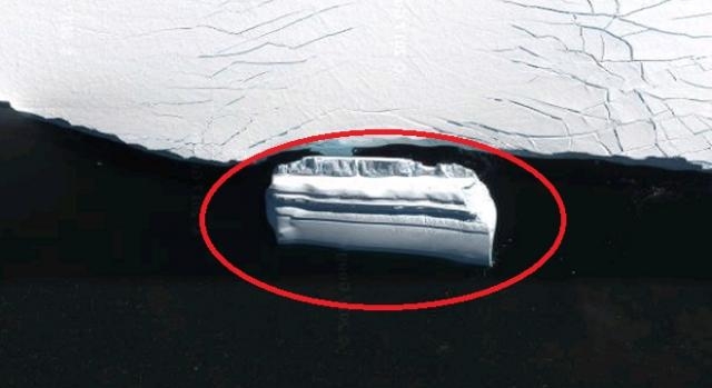Immagine tratta da Google maps dell'UFO dell'Antartide