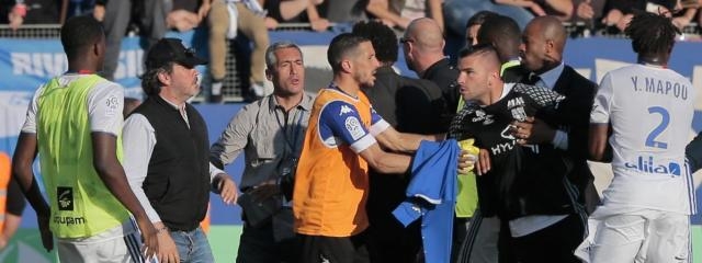 Quatre questions sur les échauffourées survenues pendant le match ...