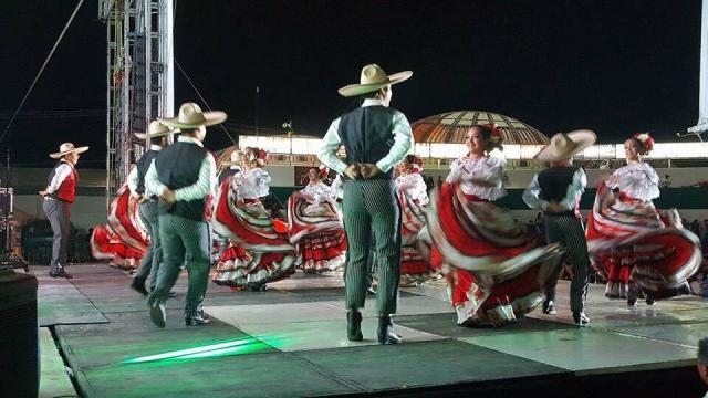 Ballet Folklórico Profesional 