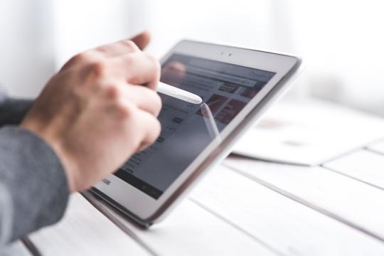 Apple a Napoli, borse per studenti iOS Developer Academy - fasi.biz