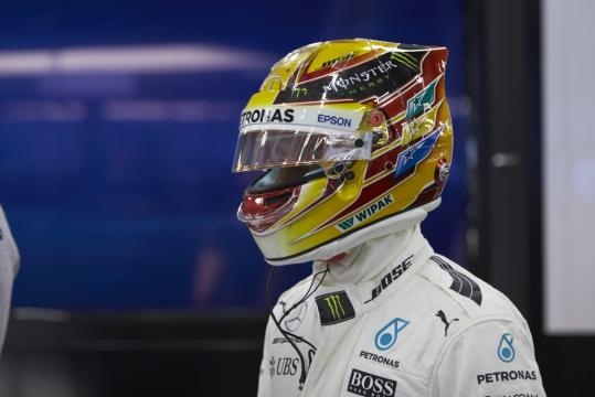 GP Cina F1 2017: Hamilton in pole position ma Vettel lo marca stretto - circusf1.com