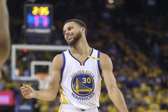 Warriors' McCaw does best Iguodala imitation in Game 2 win - SFGate - sfgate.com