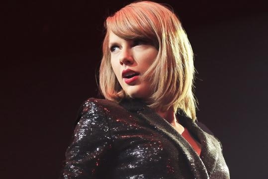 Taylor Swift and Joe Alwyn Are Reportedly Traveling Together ... - nhely