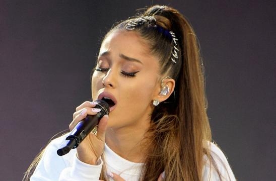 Ariana Grande al concerto One Love Manchester - aol.com