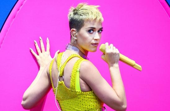 Il nuovo look di Katy Perry - aol.com