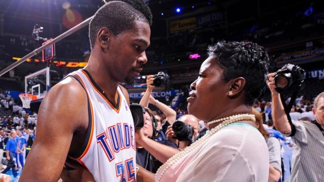 Mama Durant is here for Kevin Durant to the Warriors - theundefeated.com