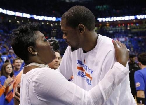 Video: Lifetime to air 'The Real MVP: The Wanda Durant Story ... - newsok.com