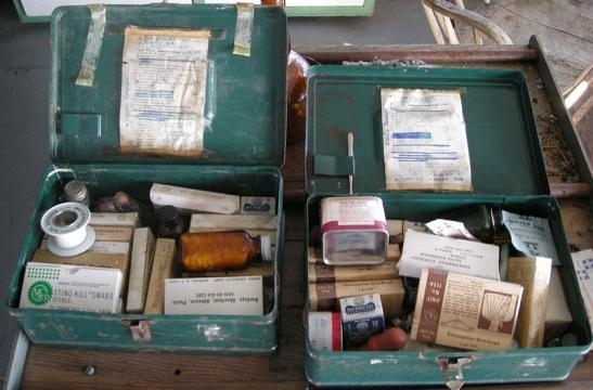 WWII first aid kit in a government firelookout in Idaho, USA (wikimediacommons)