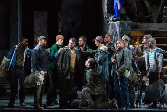 Calais’ Mayor Eustachio bears English attackers and his citizens’ unrest. Photo: Karli Cadel/The Glimmerglass Festival, used with permission.